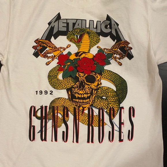 Metallica/Guns n’ Roses T-shirt - Picture 2 of 2